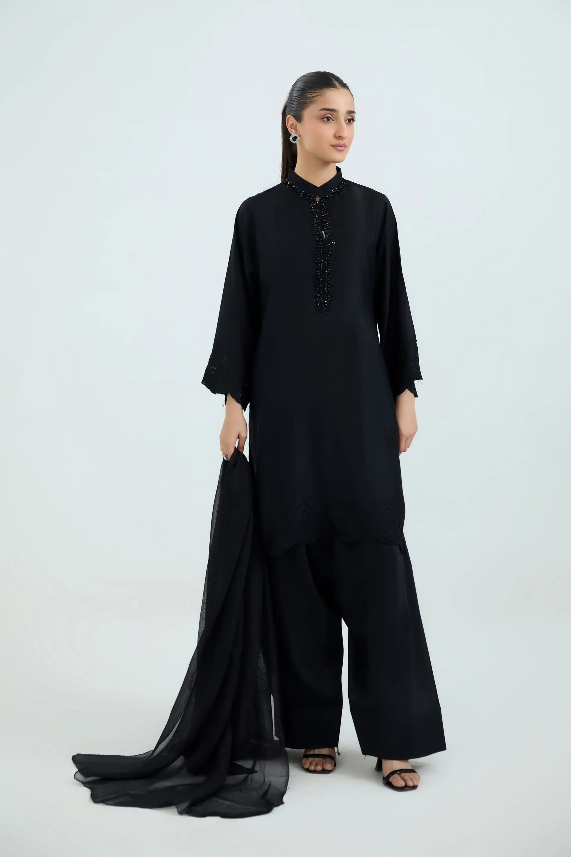 Black Elegance Main image